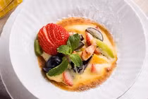 Hướng dẫn làm trái cây đút lò xốt sabayon ngon lạ