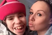 Sợ con đột tử, mẹ không ngủ suốt... 18 năm