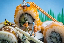 Video: Độc đáo thế giới tí hon từ những vật dụng thường ngày