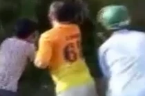 Rợn gáy cảnh vây bắt rắn hổ mang “khủng” ở Yên Bái 