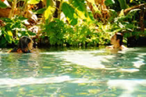 Video: Khám phá bể bơi bí mật như thiên đường ở Brazil