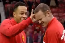 Những tình huống không thể hài hước hơn trên sân cỏ