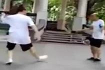 Xôn xao video đá cầu như múa võ Túy Quyền