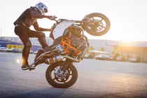 Những màn biểu diễn mô tô đẳng cấp nhất thế giới