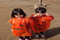 Loạt trang phục Halloween "bá đạo" nhìn như đồ diễn hài của giới trẻ