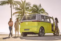 Chân dung chiếc bus mimi của Volkswagen huyền thoại sắp được 'hồi sinh'