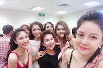 Chuyện hậu trường giờ mới kể của dàn hot girl "Nóng cùng World Cup"