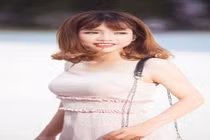 Từng bị chủ quát "mày ra để đuổi hết khách à" cô gái quyết định "đập mặt đi xây lại" 