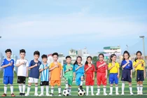 Dàn mẫu nhí Hà thành cực đáng yêu trong trang phục World Cup 2018