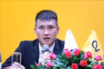 Lê Công Vinh từ chức, CLB TP HCM “cạn tàu ráo máng”