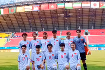 Thua Nhật Bản 0-7, tuyển nữ Việt Nam gặp đội nhì bảng A ở tứ kết