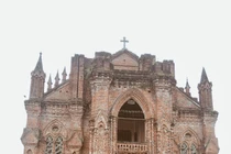 Điểm check in huyền bí đẹp ngỡ trời Tây ở Đan Viện Châu Sơn