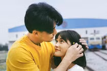 Bộ ảnh “tình như cái bình” khiến hội FA “sốt hết cả ruột”