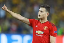 CĐV MU phát sốt với chàng tân binh 19 tuổi Diogo Dalot