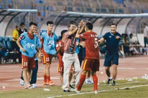 HLV Hoàng Anh Tuấn: "U19 Việt Nam không bằng lứa Quang Hải, vẫn mơ World Cup"