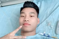 Văn Thanh khoe ảnh tự chụp sau ca phẫu thuật thành công trên đất Hàn