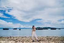 Chỉ tầm 2 triệu tha hồ check in 3 bãi biển cực lạ đẹp mê hồn ở Miền Bắc 