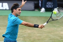 Thần kỳ: Federer trở lại số 1 thế giới ở tuổi 36
