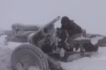 Kinh ngạc chiến trường Syria trong mùa Đông băng giá