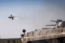 Cực hiếm cảnh BMP-1 bắn tên lửa chống tăng AT-3