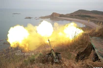 Mục kích pháo bờ biển Triều Tiên nã đạn tấn công