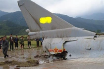 Tiêm kích J-10 Trung Quốc bị…chim tấn công, phát nổ