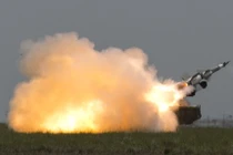 Phát hoảng: Phiến quân IS tóm gọn tên lửa SA-3 ở Syria