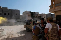 Mục kích quân đội Libya giao tranh ác liệt phiến quân IS