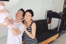 Phan Như Thảo khoe cận mặt con gái một tháng tuổi