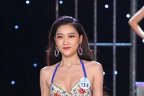 Thí sinh Miss World Việt Nam 2019 lộ nhược điểm khi diện áo tắm