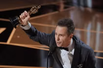 Đây là những chủ nhân đầu tiên của bức tượng vàng Oscar 2018