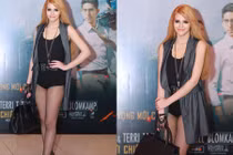 Andrea diện quần chẽn, khoe chân dài gợi cảm hút mắt