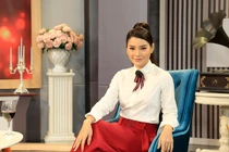 Phương Trinh Jolie được đại gia mời ăn tối với giá 20.000 USD