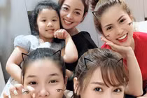 Vợ Việt Anh và Quế Vân thân thiết quanh nồi lẩu toàn ngôi sao