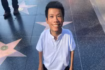 Sự thật nghệ sĩ Việt đầu tiên được vinh danh trên Đại lộ Danh vọng