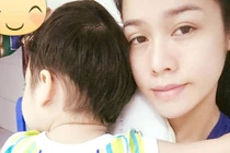 Vừa bị tai biến, Nhật Kim Anh lại phải vào viện chăm con