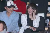 Lý Á Bằng bị cười nhạo khi tuyên bố từ thiện 70% tài sản