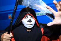 Chết khiếp với hình ảnh đón Halloween của Trấn Thành, Công Lý