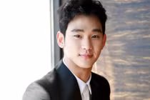 Diễn viên Hàn nhận cát-sê cao ngất từ phim phát lại