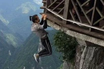 Nam diễn viên Trung Quốc tử nạn vì chụp ảnh mạo hiểm