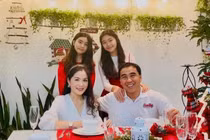 Vợ Quyền Linh gây sốt với nhan sắc xinh đẹp tựa hoa hậu