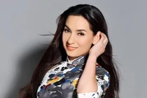 Thực hư Phi Nhung nhiễm COVID-19, là F0 mà đi muôn nơi