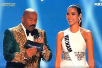 Hoàng Thùy trượt Top 10, H'hen Niê vẫn động viên: “Em tự hào về chị“