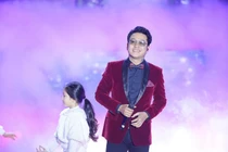 Sau nhiều năm bị "trêu", Tuấn Hưng tung ca khúc do Duy Mạnh tặng