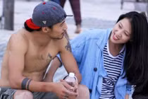 Chồng bị tố gạ tình thí sinh, vợ Phạm Anh Khoa nói gì?