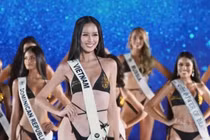 Tân Hoa hậu Liên lục địa Bảo Ngọc bốc lửa với phần thi bikini
