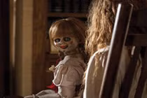 Những búp bê ma khiến khán giả sợ hãi khóc thét