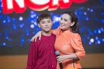 Lý do Hồ Văn Cường im lặng khi mẹ nuôi Phi Nhung nằm viện