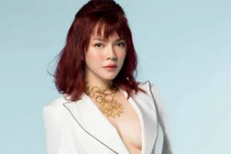 Lý Nhã Kỳ quyến rũ ở tuổi 39