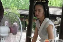 Ảnh hài hước của sao Hoa ngữ trên phim trường vì nóng